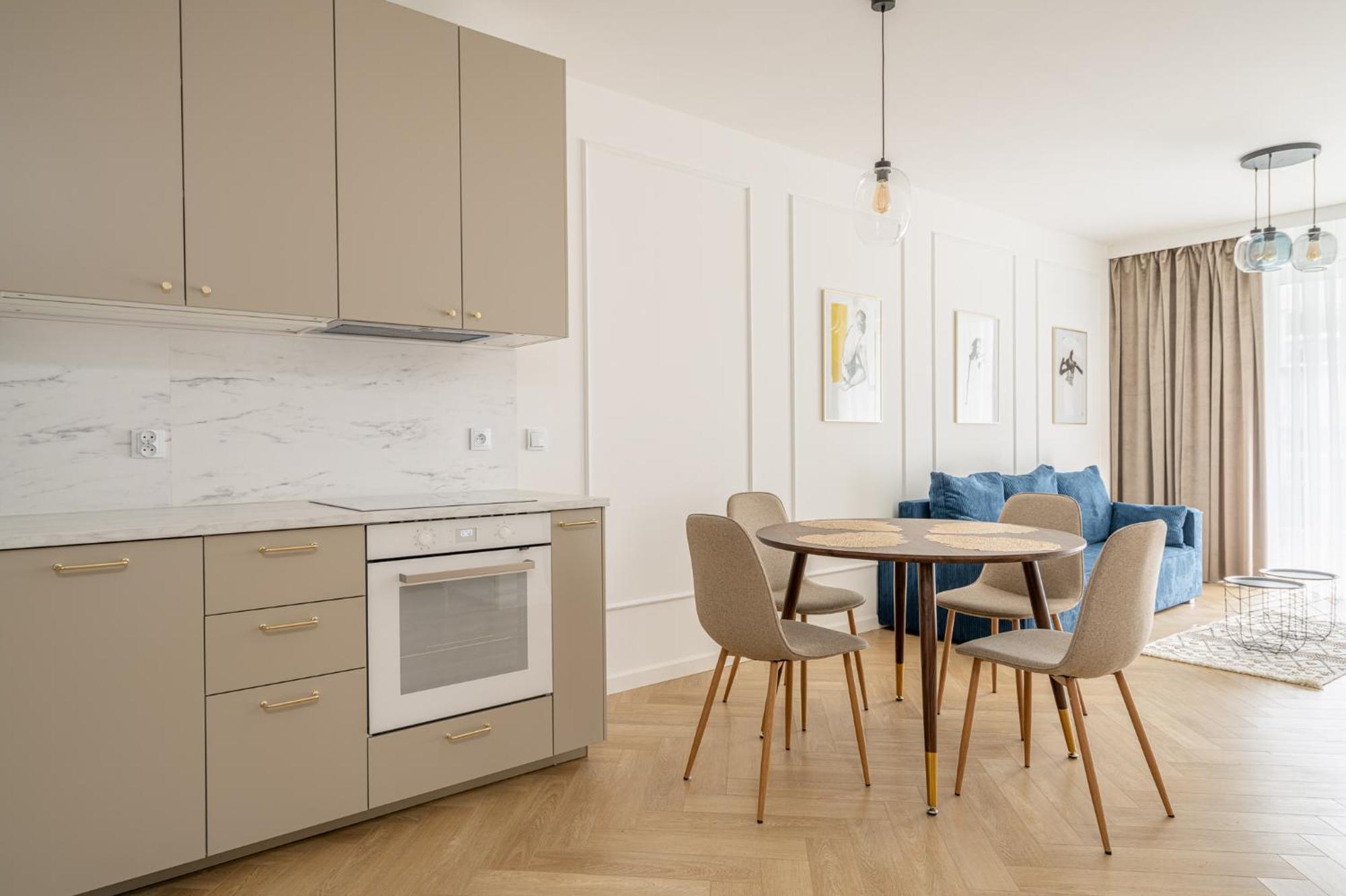 Rentplanet - Przedmiescie Olawskie Apartment *